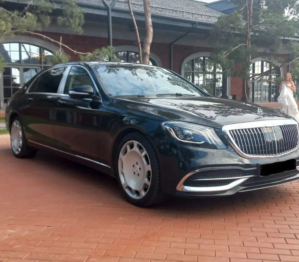 Mercedes S-Class W222 Maybach с водителем