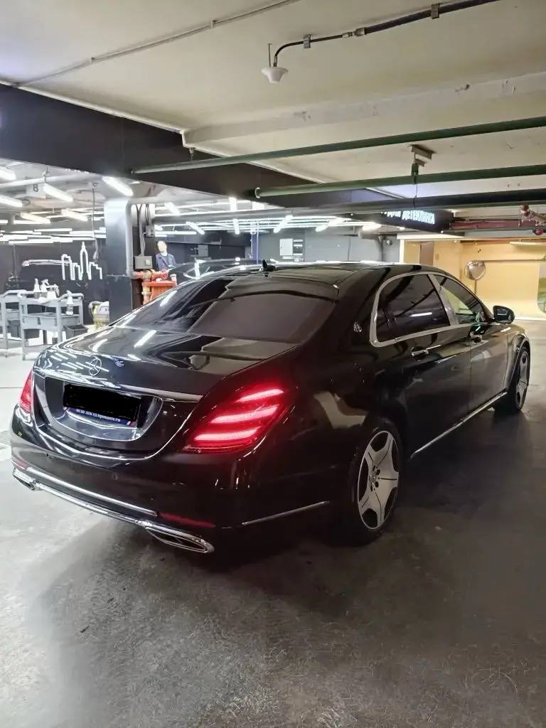 Mercedes S-Class W222 Maybach с водителем